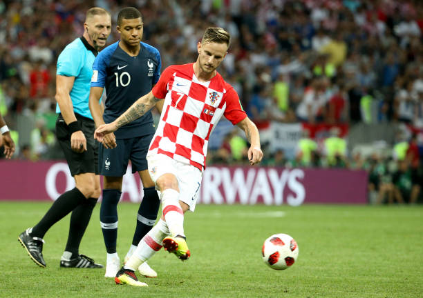 让他感到前 让他感到前