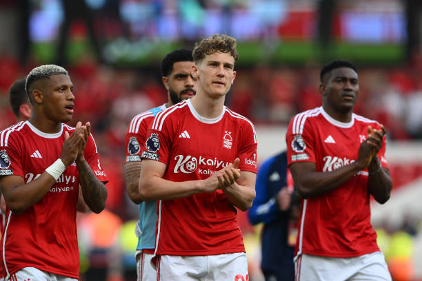 争议的点球 争议的点球